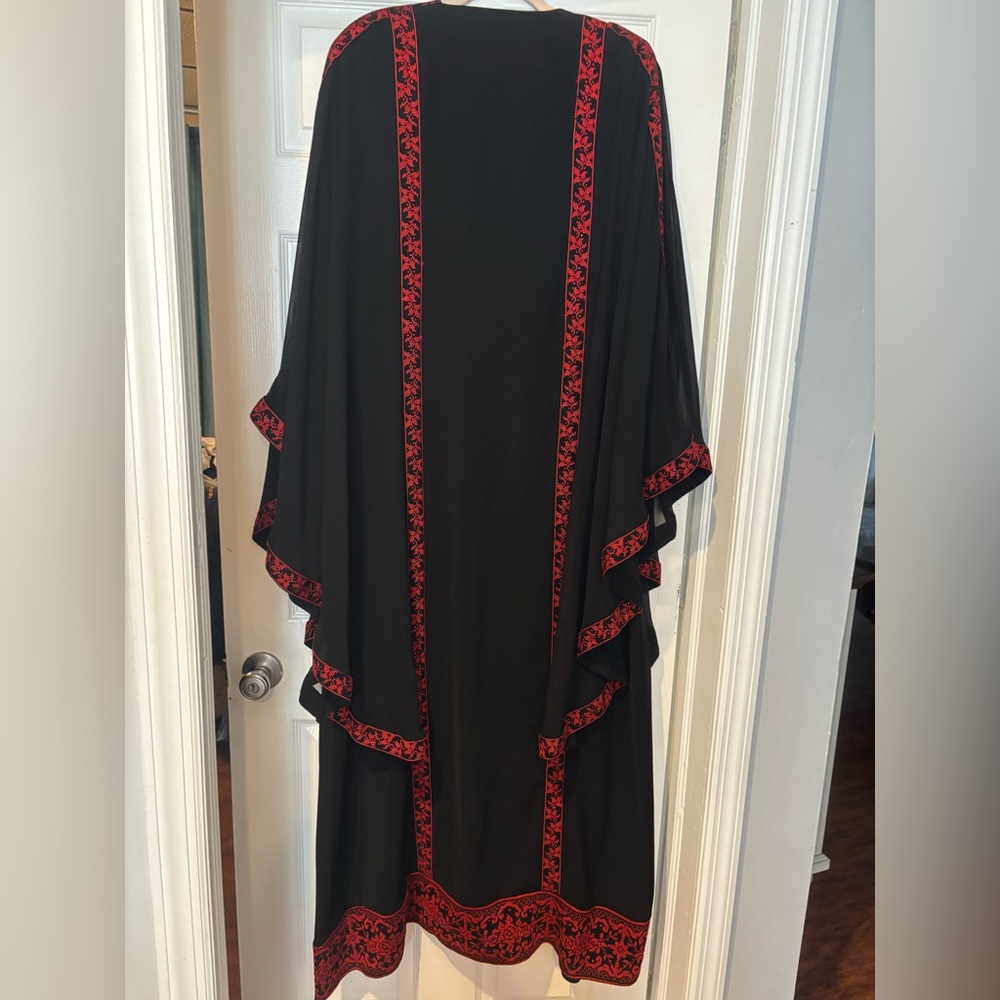 Striking Black and Red Sleeveless Cocktail Gown